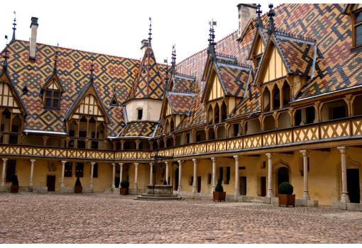 Hospices de Dieu de Beaune, una de las visitas obligadas